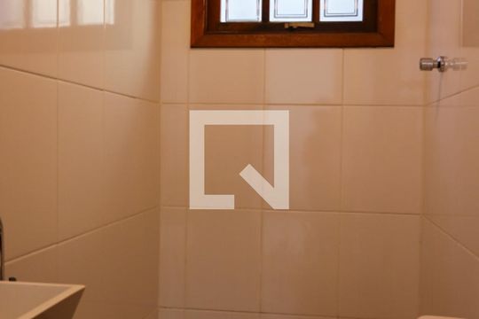 Lavabo de casa para alugar com 3 quartos, 500m² em Cerâmica, São Caetano do Sul