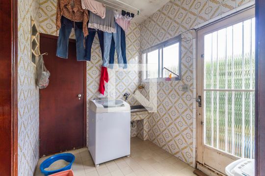 Área de Serviço de casa à venda com 3 quartos, 270m² em Alto de Pinheiros, São Paulo