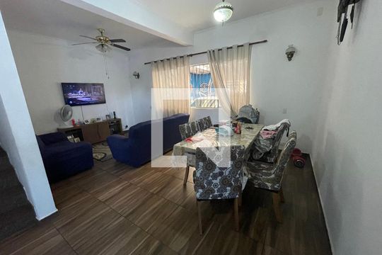 Casa à venda com 4 quartos, 130m² em Jaguaré, São Paulo