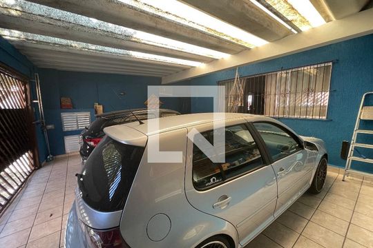 Garagem de casa à venda com 4 quartos, 130m² em Jaguaré, São Paulo