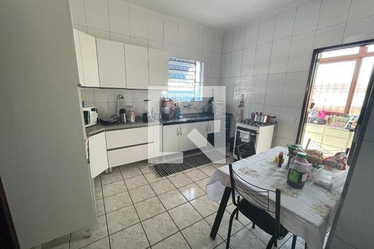 Cozinha de casa à venda com 4 quartos, 130m² em Jaguaré, São Paulo