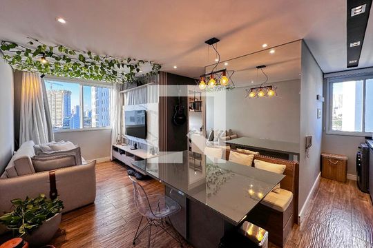 Apartamento para alugar com 2 quartos, 43m² em Santo Amaro, São Paulo