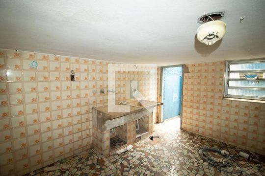 Área de Serviço de casa para alugar com 2 quartos, 320m² em Jardim Japão, São Paulo