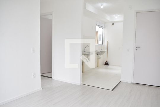 Sala de apartamento para alugar com 2 quartos, 46m² em Guaratiba, Rio de Janeiro