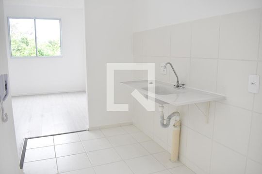 Cozinha de apartamento para alugar com 2 quartos, 46m² em Guaratiba, Rio de Janeiro