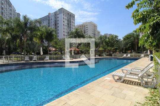 Área comum - Piscina de apartamento para alugar com 2 quartos, 55m² em Jacarepaguá, Rio de Janeiro