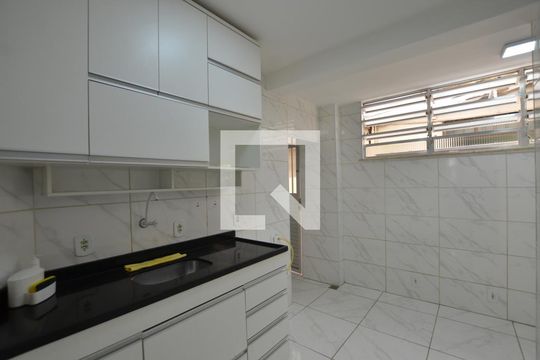 Cozinha de apartamento à venda com 3 quartos, 85m² em Irajá, Rio de Janeiro