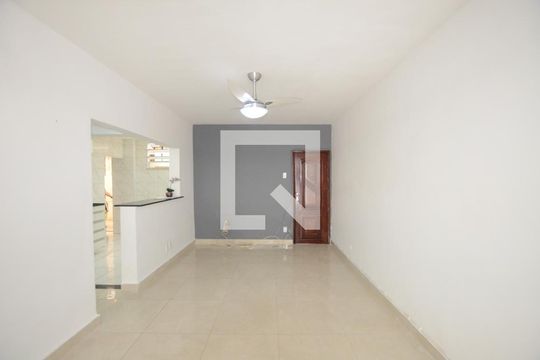 Sala de apartamento à venda com 3 quartos, 85m² em Irajá, Rio de Janeiro