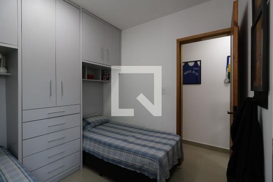 Quarto de apartamento à venda com 2 quartos, 120m² em Santa Terezinha, Santo André