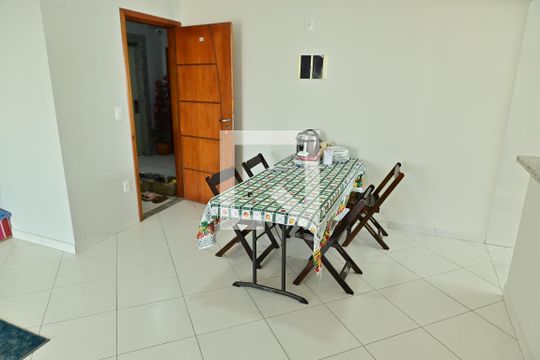 Sala de apartamento para alugar com 2 quartos, 85m² em Ocian, Praia Grande