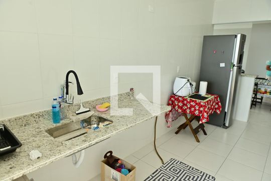 Cozinha de apartamento para alugar com 2 quartos, 85m² em Ocian, Praia Grande