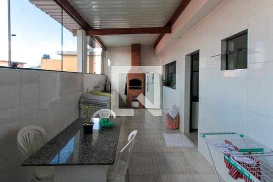 Área de Serviço de casa à venda com 4 quartos, 300m² em Jardim Tietê, São Paulo