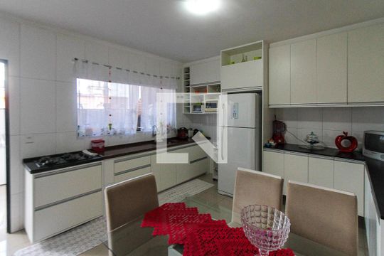Cozinha de casa à venda com 4 quartos, 300m² em Jardim Tietê, São Paulo