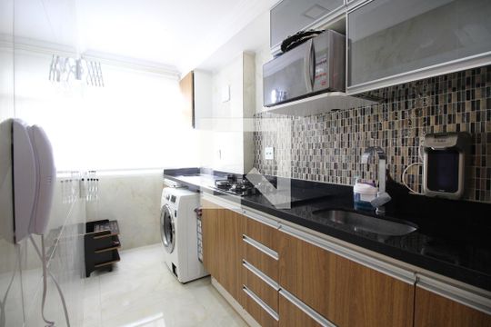 Cozinha de apartamento para alugar com 2 quartos, 50m² em Jacarepaguá, Rio de Janeiro