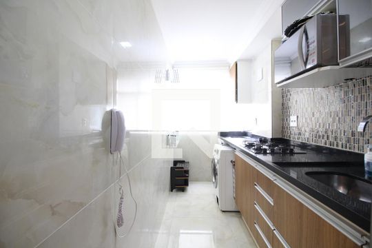 Cozinha de apartamento para alugar com 2 quartos, 50m² em Jacarepaguá, Rio de Janeiro