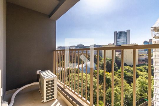 Varanda de kitnet/studio à venda com 1 quarto, 34m² em Cerqueira César, São Paulo