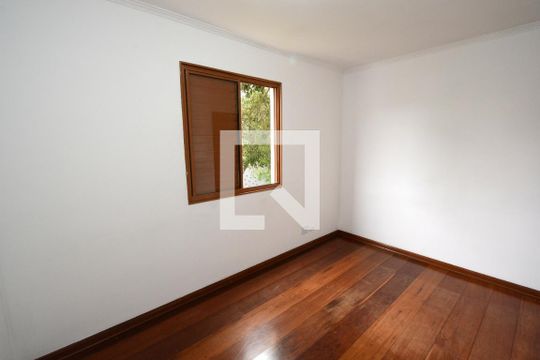 Suíte de apartamento à venda com 3 quartos, 70m² em Jardim Ubirajara, São Paulo
