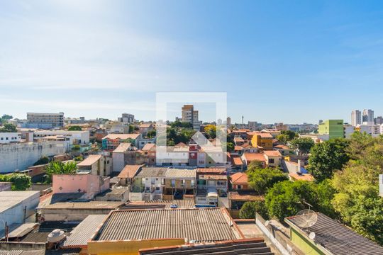 Vista de casa à venda com 3 quartos, 170m² em Vila Granada, São Paulo