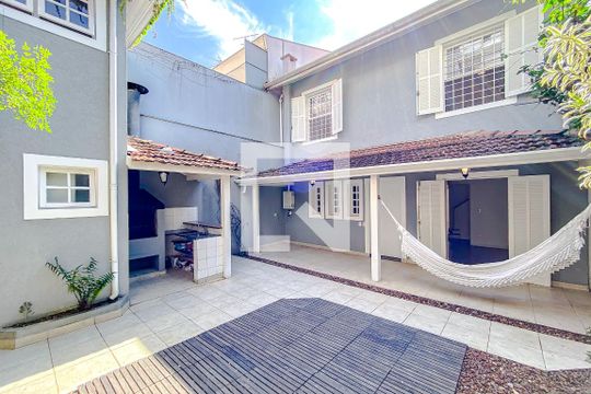Área externa de casa à venda com 4 quartos, 174m² em Aclimação, São Paulo