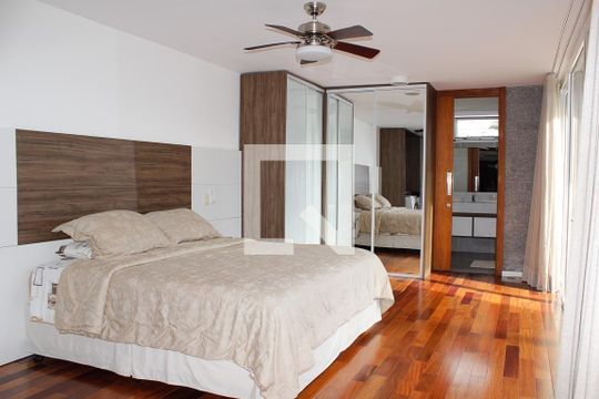 Quarto de casa de condomínio à venda com 3 quartos, 260m² em Hípica, Porto Alegre