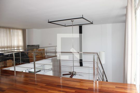 Segundo andar de casa de condomínio à venda com 3 quartos, 260m² em Hípica, Porto Alegre