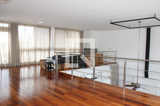Segundo andar de casa de condomínio à venda com 3 quartos, 260m² em Hípica, Porto Alegre