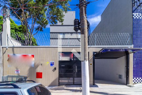 Fachada de apartamento para alugar com 2 quartos, 37m² em Vila Ivone, São Paulo