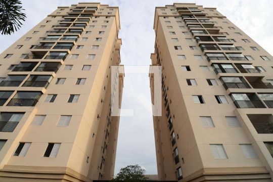 Fachada de apartamento à venda com 2 quartos, 56m² em Barra Funda, São Paulo