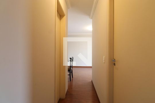 Corredor de apartamento à venda com 2 quartos, 56m² em Barra Funda, São Paulo