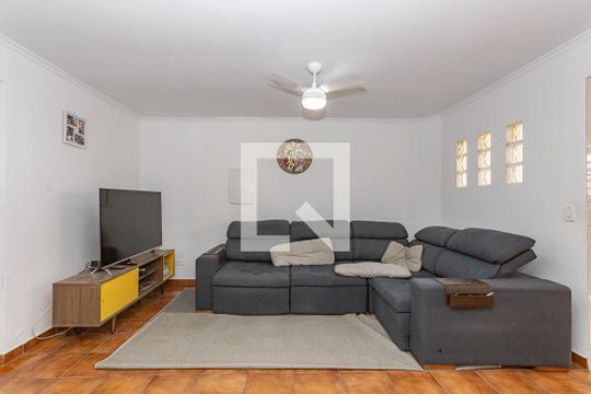 Casa à venda com 3 quartos, 124m² em Chácara Inglesa, São Paulo