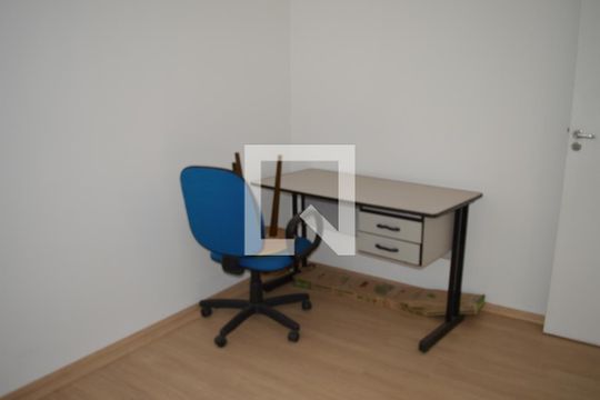 Quarto 1 de apartamento para alugar com 2 quartos, 54m² em Chacaras Reunidas Santa Terezinha, Contagem