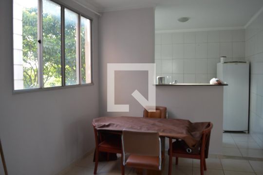 Apartamento para alugar com 2 quartos, 54m² em Chacaras Reunidas Santa Terezinha, Contagem