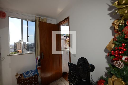 Quarto de Serviço de apartamento à venda com 3 quartos, 120m² em Vila Kosmos, Rio de Janeiro