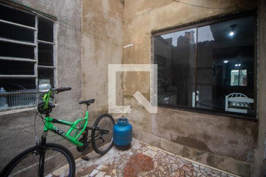 Foço de Luz de casa para alugar com 2 quartos, 80m² em Costa E Silva, Porto Alegre