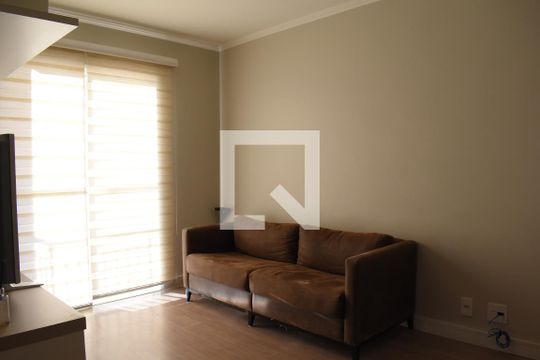 Sala de apartamento para alugar com 3 quartos, 77m² em Boa Vista, Curitiba