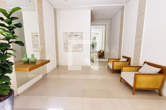 Hall de apartamento para alugar com 3 quartos, 223m² em Vila Andrade, São Paulo
