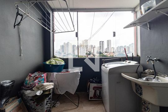 Lavanderia da Casa 1 de casa à venda com 5 quartos, 345m² em Bosque da Saúde, São Paulo