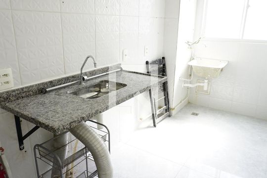 Cozinha e Área de Serviço de apartamento à venda com 2 quartos, 39m² em Gardênia Azul, Rio de Janeiro