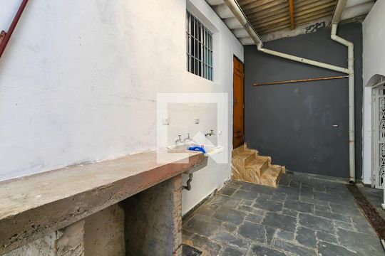 Área de Serviço de casa para alugar com 4 quartos, 260m² em Parque Viana, Barueri