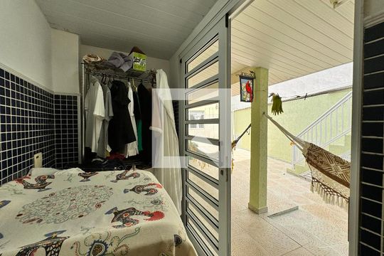 Lavanderia de casa à venda com 5 quartos, 335m² em Santa Terezinha, Santo André