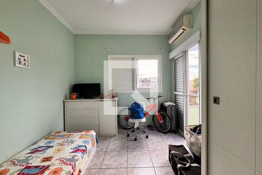Quarto 1 de casa à venda com 5 quartos, 335m² em Santa Terezinha, Santo André