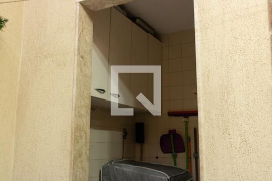 Lavanderia de casa de condomínio à venda com 3 quartos, 160m² em Vila Isabel, Rio de Janeiro