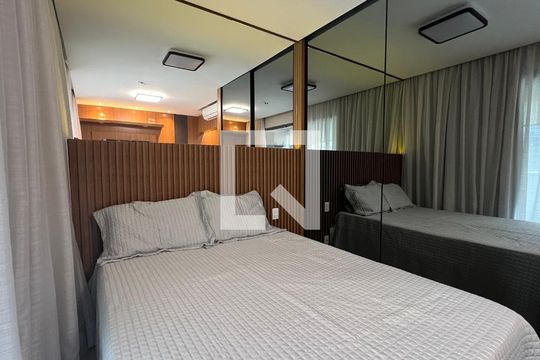 Quarto de kitnet/studio à venda com 1 quarto, 46m² em Pinheiros, São Paulo