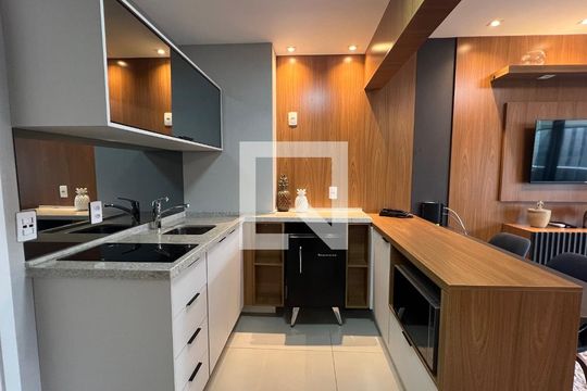 Cozinha de kitnet/studio à venda com 1 quarto, 46m² em Pinheiros, São Paulo