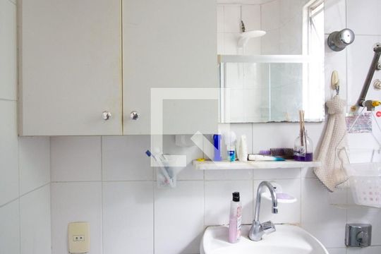 Detalhe do banheiro de apartamento à venda com 1 quarto, 28m² em Jardim Botânico, Rio de Janeiro