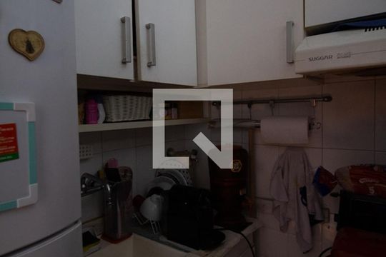 Detalhe da cozinha de apartamento à venda com 1 quarto, 28m² em Jardim Botânico, Rio de Janeiro