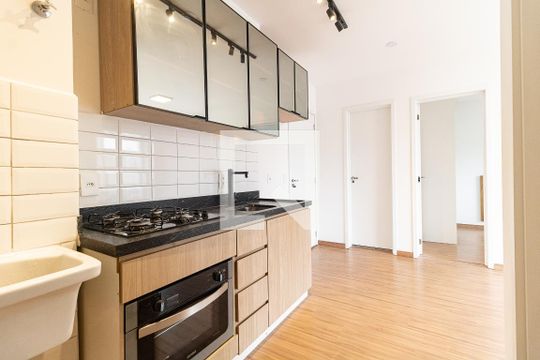 Cozinha de apartamento para alugar com 2 quartos, 37m² em Ipiranga, São Paulo