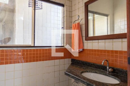 Lavabo  de apartamento à venda com 1 quarto, 90m² em São Pedro, Belo Horizonte