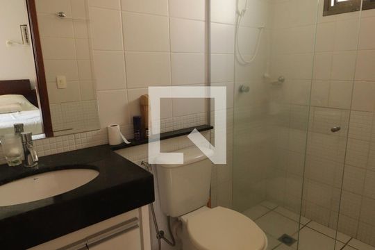 Banheiro 1 de apartamento para alugar com 3 quartos, 89m² em Setor Oeste, Goiânia