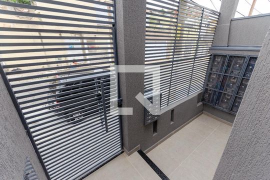 Entrada de kitnet/studio para alugar com 1 quarto, 24m² em Vila Primavera, São Paulo